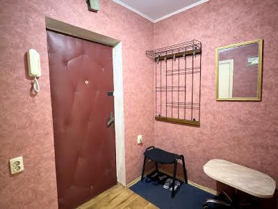 квартира за адресою Машинобудівна вул., 14