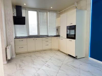 квартира за адресою Метрологічна вул., 40-Б