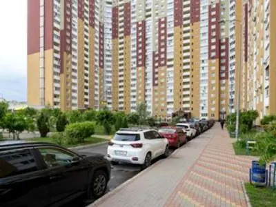 квартира за адресою Сергія Данченка вул., 1