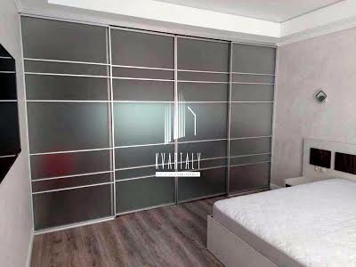 квартира за адресою Максимовича, 26б