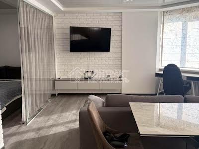 квартира за адресою Перемоги, 65г