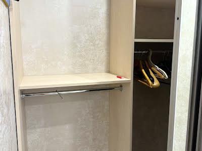 квартира за адресою Метрологічна вул., 8