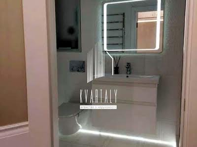 квартира за адресою Максимовича, 26б