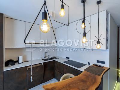 квартира за адресою Практична вул., 2