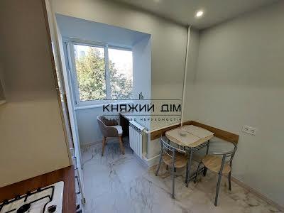 квартира по адресу Бутышев пер. (Андрея Иванова ул.), 17
