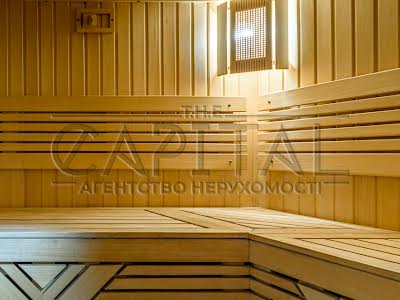 дом по адресу Киев, Богатырская ул.