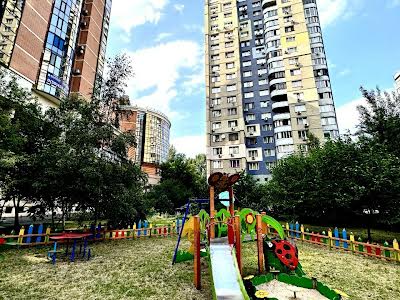 квартира по адресу Старонаводницкая ул., 4-А