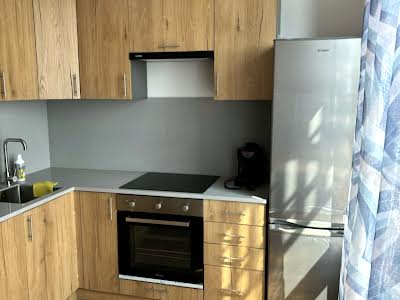 квартира за адресою Київ, Набережно-Рибальська вул., 27