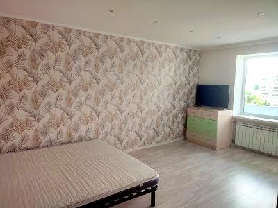 квартира за адресою Ревуцького вул., 27