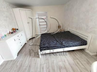 квартира за адресою Теплична вул., 48