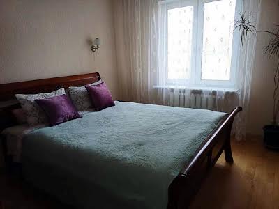 квартира за адресою Машинобудівна вул., 21
