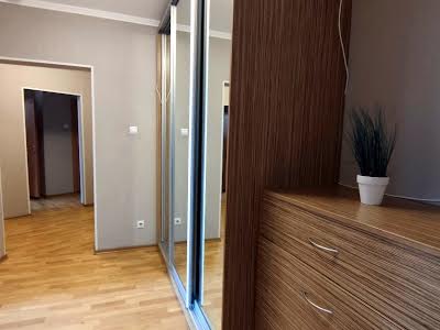 квартира за адресою Єлизавети Чавдар вул., 4