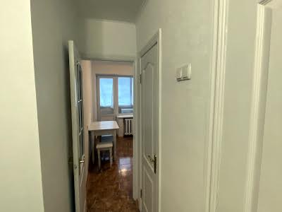 квартира за адресою Сергія Набоки пл., 4