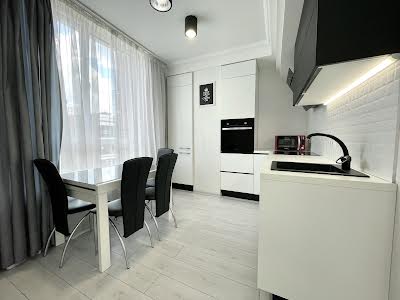 квартира по адресу Практичная ул., 3