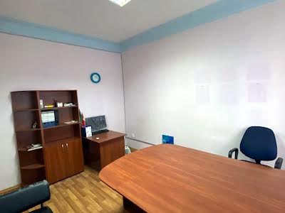 комерційна за адресою Київ, Гарматна вул., 33/1