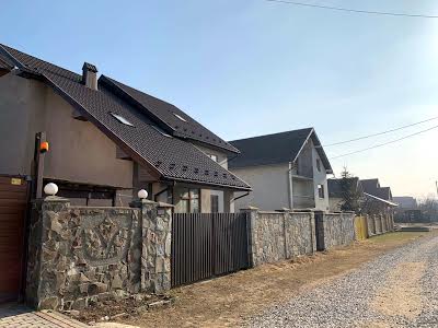 дом по адресу вул. Романчука, 76