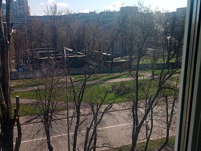квартира за адресою Героїв Космосу вул., 1