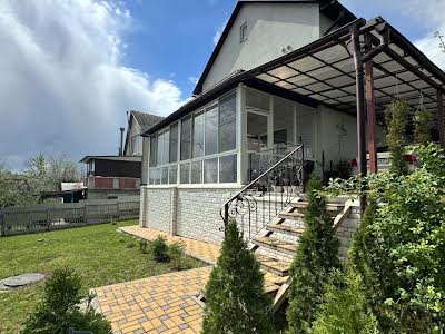будинок за адресою с. Караван, Солнечная