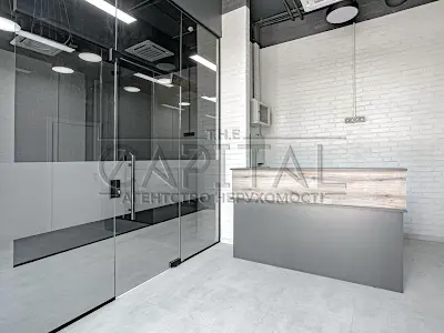 коммерческая по адресу Любомира Гузара просп. (Космонавта Комарова), 9Б