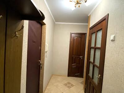 квартира за адресою Митрополита Андрея Шептицького вул. (Анатолія Луначарського), 24-В