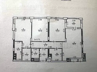 квартира за адресою Київ, Салютна вул., 2