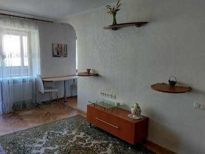 квартира за адресою Київ, Салютна вул., 20