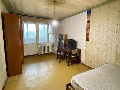 квартира за адресою Патріотів вул., 98