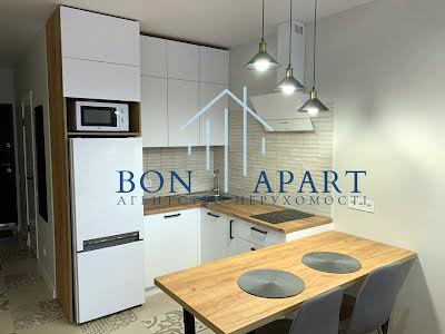квартира за адресою Польова вул., 73