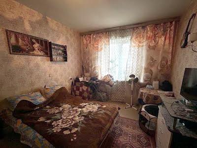 квартира за адресою Миколи Ушакова вул., 10