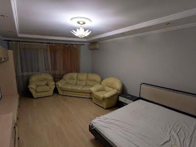 квартира по адресу Верховной Рады бульв., 14-Б