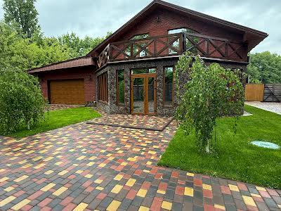 будинок за адресою Центральна