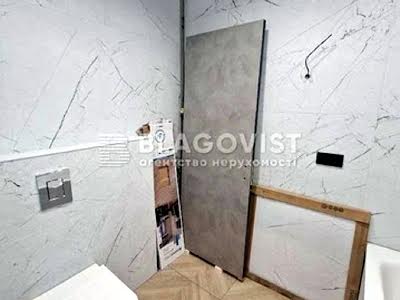 квартира за адресою Кристерів Родини, 16