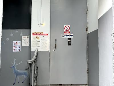 комерційна за адресою Мала Житомирська вул., 16/3