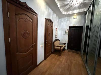 квартира за адресою Старонаводницька вул., 6-Б