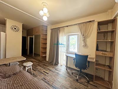 квартира за адресою 53-тя Садова вул., 16