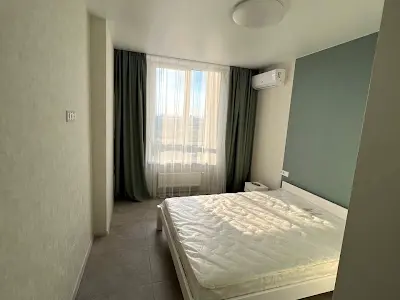 квартира за адресою Салютна вул., 2к5