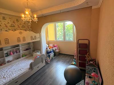 квартира за адресою Тростянецька вул., 8-Б