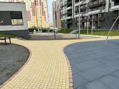 квартира за адресою Олександра Олеся вул., 3