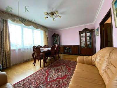 квартира по адресу Головацького Я., 23