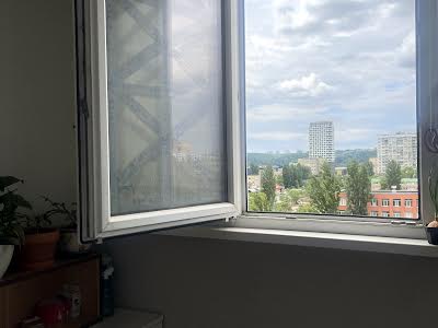 квартира за адресою Київ, Юрія Шумського вул., 5