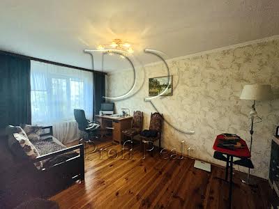 квартира по адресу Олега Мудрака ул. (Генерала Наумова), 33