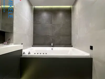 квартира за адресою Регенераторна вул., 4