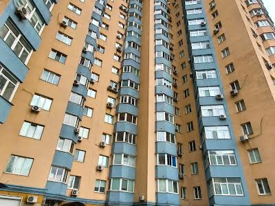квартира за адресою Генерала Генадія Воробйова вул. (Курська), 13-Е