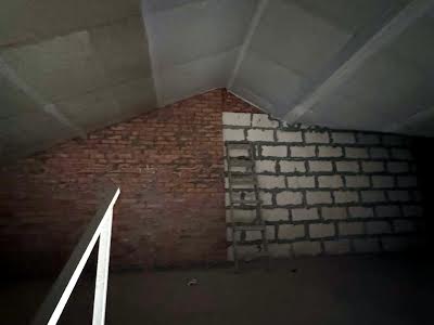 будинок за адресою Романа Шухевича, 1
