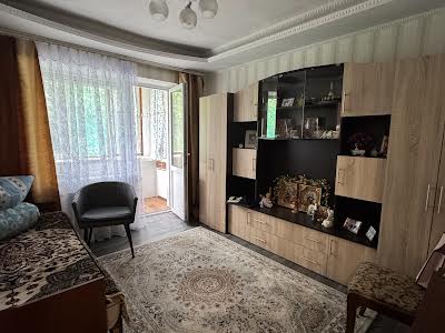 квартира за адресою Сулеймана Стальського вул., 6