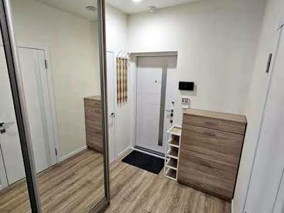 квартира за адресою Київ, Драгоманова вул., 2