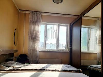 квартира за адресою Академіка Глушкова просп., 33