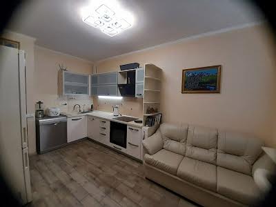квартира за адресою с. Чубинське, Яблунева вул., 8