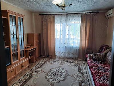 квартира за адресою Новикова, 23б
