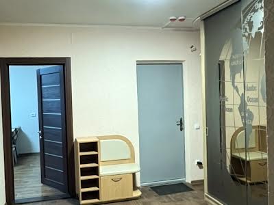 квартира за адресою Миколи Вінграновського вул., 2